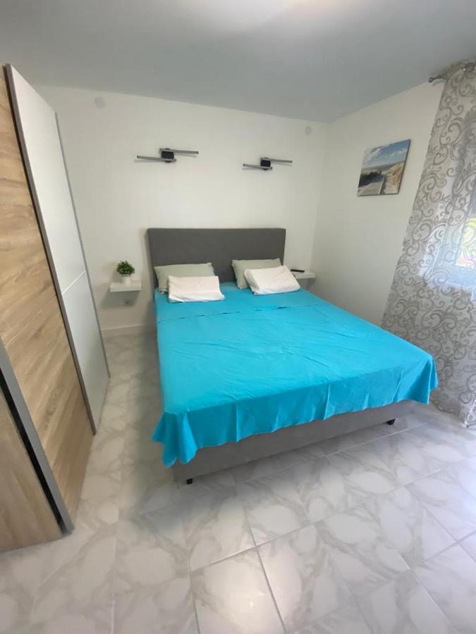 Apartman Vir Apartment Ngoại thất bức ảnh