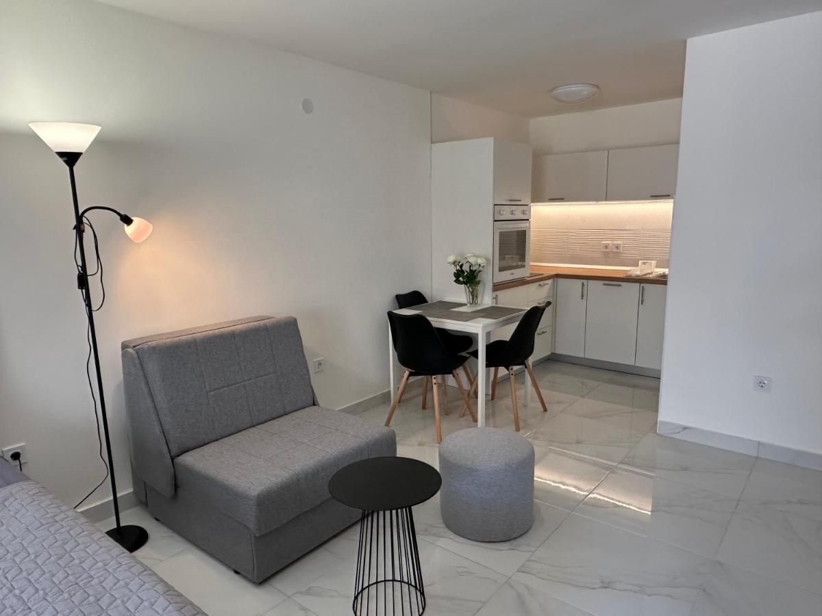Apartman Vir Apartment Ngoại thất bức ảnh